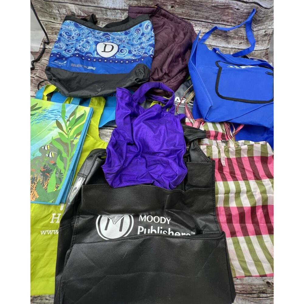 Lot of 11 Reusable Shopping Tote Bags Wide Variety of Sizes/Shapes/Materials